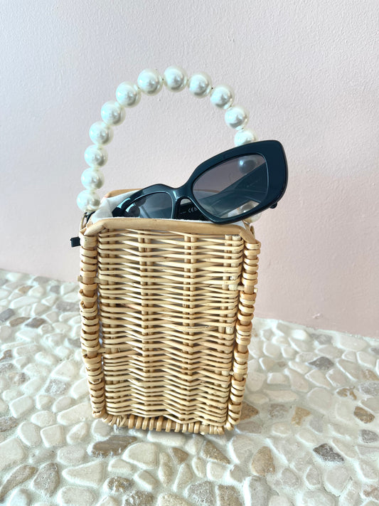 Pearl Handle Rattan Bag